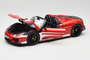 Porsche 918 Spyder Weissach Package Dungi Roșu Alb Minichamps 1:18 110062442-O1 Metal - imaginea 2 din 8