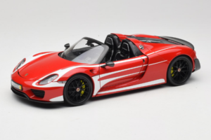 Porsche 918 Spyder Weissach Package Dungi Roșu Alb Minichamps 1:18 110062442-O1 Metal