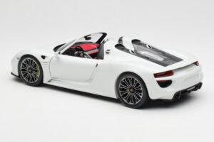 Porsche 918 Spyder Alb Minichamps 1:18 110062436 Metal - imaginea 7 din 8