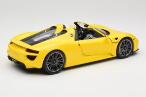 Porsche 918 Spyder Galben Minichamps 1:18 110062434 Metal - imaginea 3 din 8