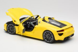 Porsche 918 Spyder Galben Minichamps 1:18 110062434 Metal - imaginea 5 din 8