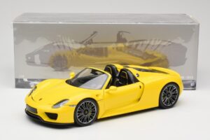 Porsche 918 Spyder Galben Minichamps 1:18 110062434 Metal - imaginea 8 din 8