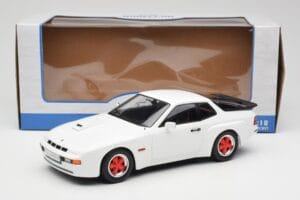 Porsche 924 Carrera GT Alb & Jante Roșii MCG 1:18 MCG18303 Metal - imaginea 6 din 6