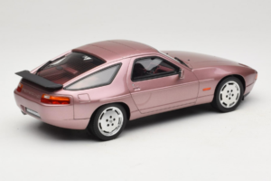 Porsche 928 S Cassis Red Metallic GT Spirit 1:18 GT524 Rășină - imaginea 2 din 6