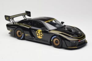 Porsche 935/19 Negru cu Dungi Aurii Minichamps 1:18 155067568 Metal - imaginea 4 din 6