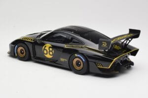 Porsche 935/19 Negru cu Dungi Aurii Minichamps 1:18 155067568 Metal - imaginea 5 din 6