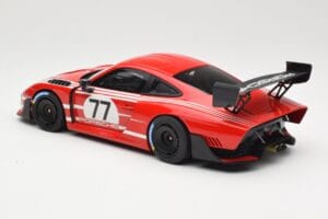 Porsche 935/19 Roșu cu Dungi Albe Minichamps 1:18 155067577 Metal - imaginea 5 din 6