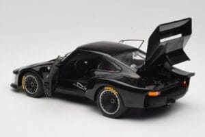 Porsche 935 Turbo Group 5 1976 Exoto 1:18 18101 Metal - imaginea 5 din 8
