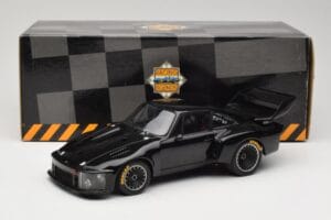 Porsche 935 Turbo Group 5 1976 Exoto 1:18 18101 Metal - imaginea 8 din 8