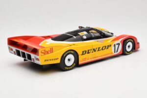 Porsche 962C Group C #17 D. Bell / H-J. Stuck / K. Ludwig 24 Hours of Le Mans 1988 Universal Hobbies 1:18 4704 Metal - imaginea 3 din 8