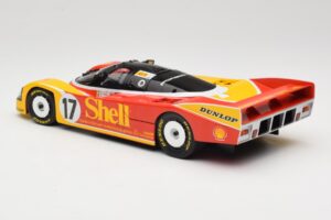 Porsche 962C Group C #17 D. Bell / H-J. Stuck / K. Ludwig 24 Hours of Le Mans 1988 Universal Hobbies 1:18 4704 Metal - imaginea 7 din 8