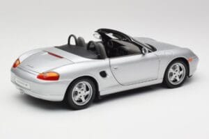 Porsche Boxster 986 Cabriolet Arctic Argintiu Metalic UT Models 1:18 27852 Metal - imaginea 3 din 8