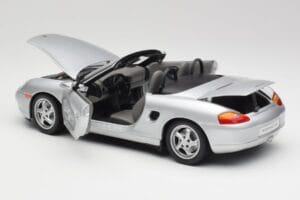 Porsche Boxster 986 Cabriolet Arctic Argintiu Metalic UT Models 1:18 27852 Metal - imaginea 5 din 8