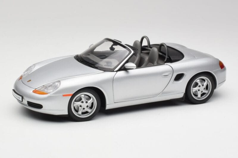 Porsche Boxster 986 Cabriolet Arctic Argintiu Metalic UT Models 1:18 27852 Metal