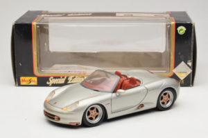 Porsche Boxster 986 Concept Argintiu Maisto 1:18 50231 Metal - imaginea 8 din 8