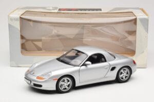 Porsche Boxster 986 Hard Top Argintiu UT Models 1:18 27854 Metal - imaginea 8 din 8