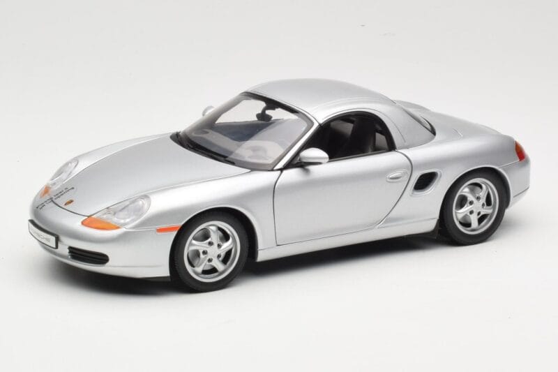 Porsche Boxster 986 Hard Top Argintiu UT Models 1:18 27854 Metal