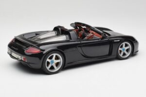 Porsche Carrera GT Negru Maisto 1:18 36665 Metal - imaginea 3 din 8