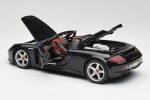 Porsche Carrera GT Negru Maisto 1:18 36665 Metal - imaginea 5 din 8