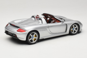 Porsche Carrera GT Silver Metallic Minichamps 1:18 WAP02103014 Metal - imaginea 3 din 8