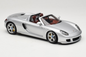 Porsche Carrera GT Silver Metallic Minichamps 1:18 WAP02103014 Metal - imaginea 6 din 8