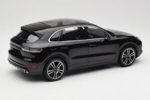 Porsche Cayenne 958 Turbo S Negru Minichamps 1:18 155066070 Metal - imaginea 2 din 6