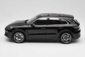 Porsche Cayenne 958 Turbo S Negru Minichamps 1:18 155066070 Metal - imaginea 3 din 6