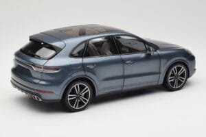 Porsche Cayenne 958 Turbo S Blue Metallic Minichamps 1:18 110066070 Metal - imaginea 3 din 8