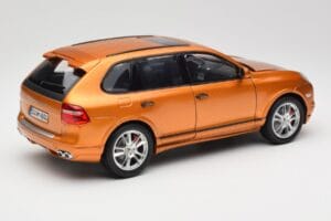 Porsche Cayenne GTS Lava Orange Norev 1:18 187535 Metal - imaginea 3 din 8