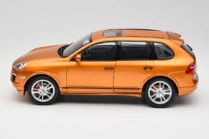 Porsche Cayenne GTS Lava Orange Norev 1:18 187535 Metal - imaginea 4 din 8