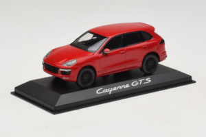 Porsche Cayenne 958 GTS Roșu Minichamps 1:43 WAP0200070E Metal - imaginea 2 din 5