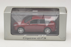 Porsche Cayenne 955 GTS Roșu Cu Jante Argintii Minichamps 1:43 WAP02000818 Metal - imaginea 4 din 4