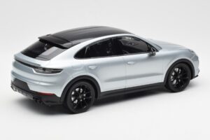 Porsche Cayenne E3 S Coupe Dolo Argintiu Norev 1:18 WAP0213220K Metal - imaginea 2 din 6