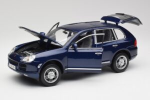 Porsche Cayenne S 9PA Dark Sea Albastru Metalic Maisto 1:18 31635 Metal - imaginea 2 din 8