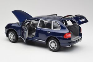 Porsche Cayenne S 9PA Dark Sea Albastru Metalic Maisto 1:18 31635 Metal - imaginea 5 din 8