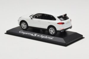 Porsche Cayenne 958 S e-Hybrid Alb Minichamps 1:43 WAP0200040E Metal - imaginea 3 din 4
