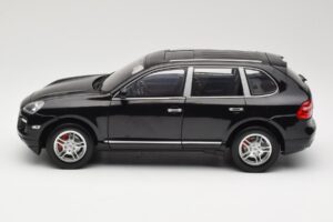 Porsche Cayenne Turbo 957 Negru Norev 1:18 WAP02112317 Metal - imaginea 4 din 8