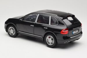 Porsche Cayenne Turbo 957 Negru Norev 1:18 WAP02112317 Metal - imaginea 7 din 8
