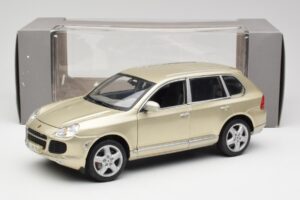 Porsche Cayenne Turbo 955 Bej Maisto 1:18 WAP02100113 Metal - imaginea 8 din 8