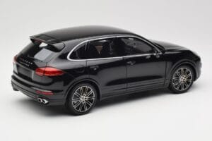 Porsche Cayenne Turbo S 958 Black Metallic Minichamps 1:18 110064000 Metal - imaginea 3 din 8