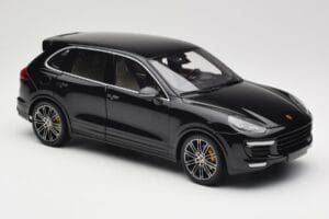 Porsche Cayenne Turbo S 958 Black Metallic Minichamps 1:18 110064000 Metal - imaginea 6 din 8