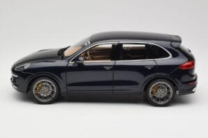Porsche Cayenne Turbo S 958 Blue Metallic Minichamps 1:18 110064001 Metal - imaginea 4 din 8