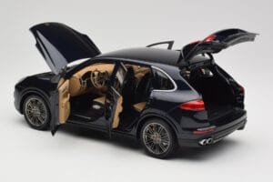 Porsche Cayenne Turbo S 958 Blue Metallic Minichamps 1:18 110064001 Metal - imaginea 5 din 8
