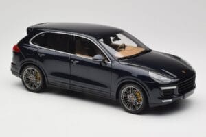 Porsche Cayenne Turbo S 958 Blue Metallic Minichamps 1:18 110064001 Metal - imaginea 6 din 8