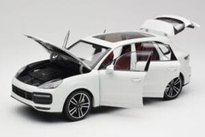 Porsche Cayenne 9YA Turbo Alb Metallic Minichamps 1:18 155042560 Metal - imaginea 2 din 8