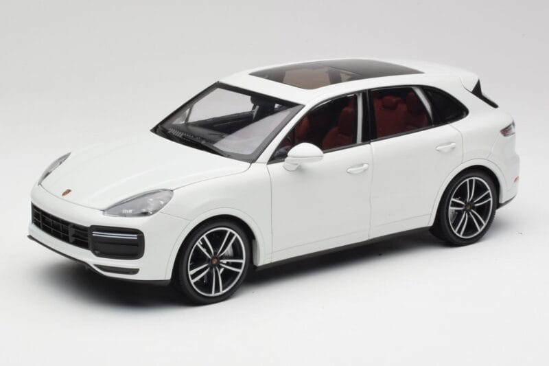 Porsche Cayenne 9YA Turbo Alb Metallic Minichamps 1:18 155042560 Metal