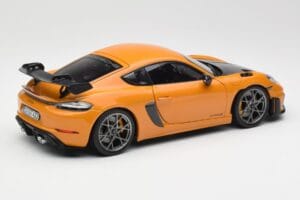 Porsche Cayman GT4 RS 982 Weissach Package Bahama Yellow Norev 1:18 187252 Metal - imaginea 3 din 8