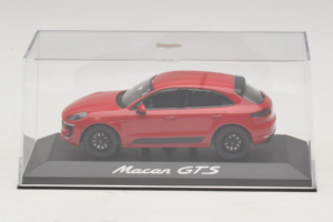 Porsche Macan 95B GTS Roșu Minichamps 1:43 WAP0206030G Metal - imaginea 4 din 5
