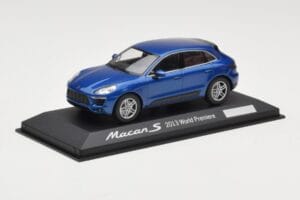 Porsche Macan 95B S Albastru World Premiere Minichamps 1:43 WAP0201550E Metal - imaginea 2 din 4