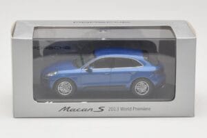 Porsche Macan 95B S Albastru World Premiere Minichamps 1:43 WAP0201550E Metal - imaginea 4 din 4